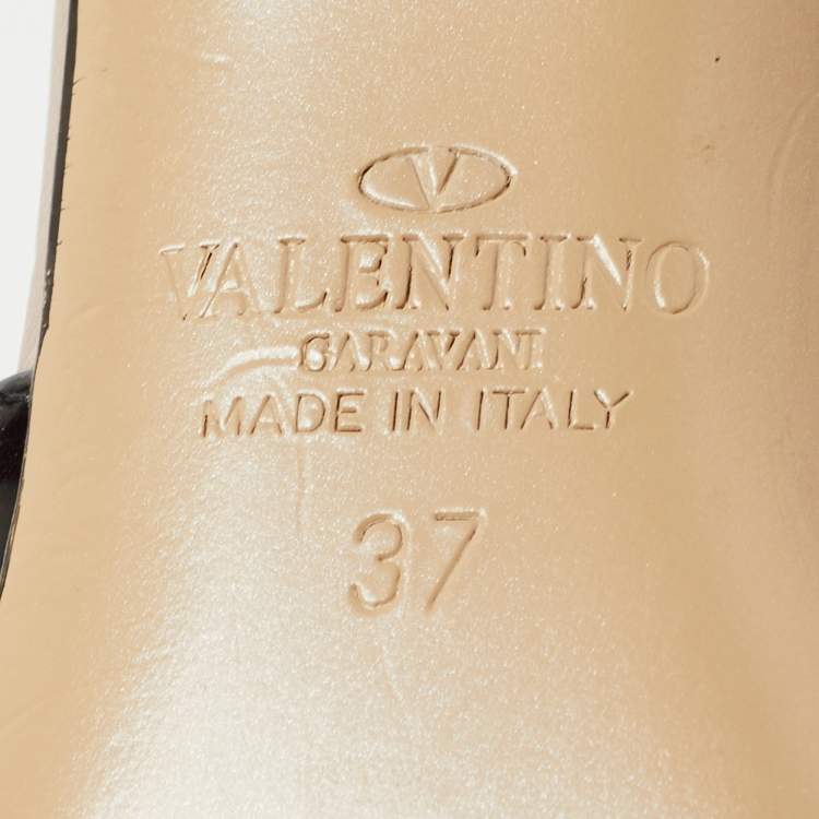 Pre Owned Valentino Black/Dusty Pink Patent and Leather Rockstud Slingback Sandals Size 37