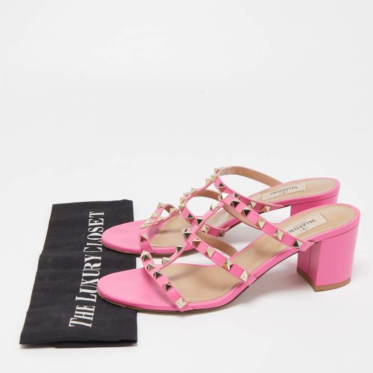 Pre Owned Valentino Pink Leather Rockstud Slide Sandals Size 40