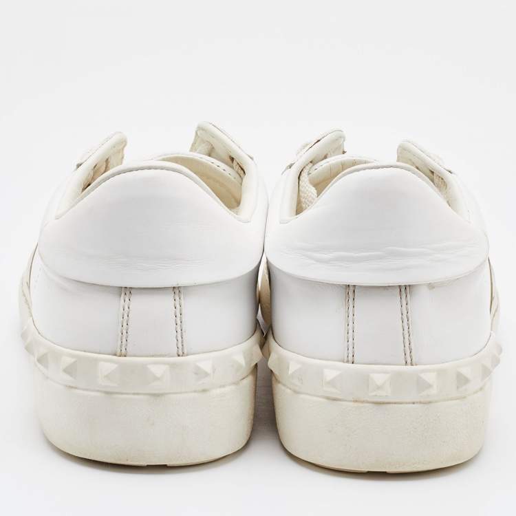 Pre Owned Valentino White/Gold Leather Rockstud Low Top Open Sneakers Size 40