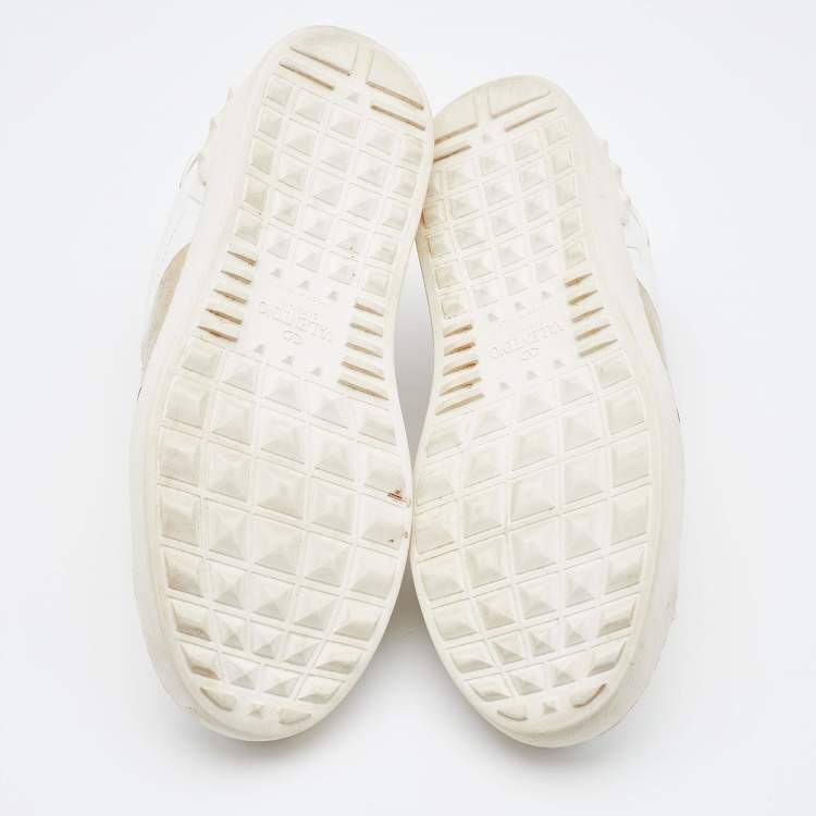 Pre Owned Valentino White/Gold Leather Rockstud Low Top Open Sneakers Size 40