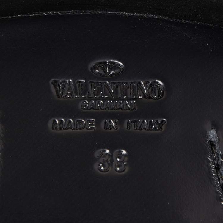 Pre Owned Valentino Cream Leather Roman Stud Loafer Size 38