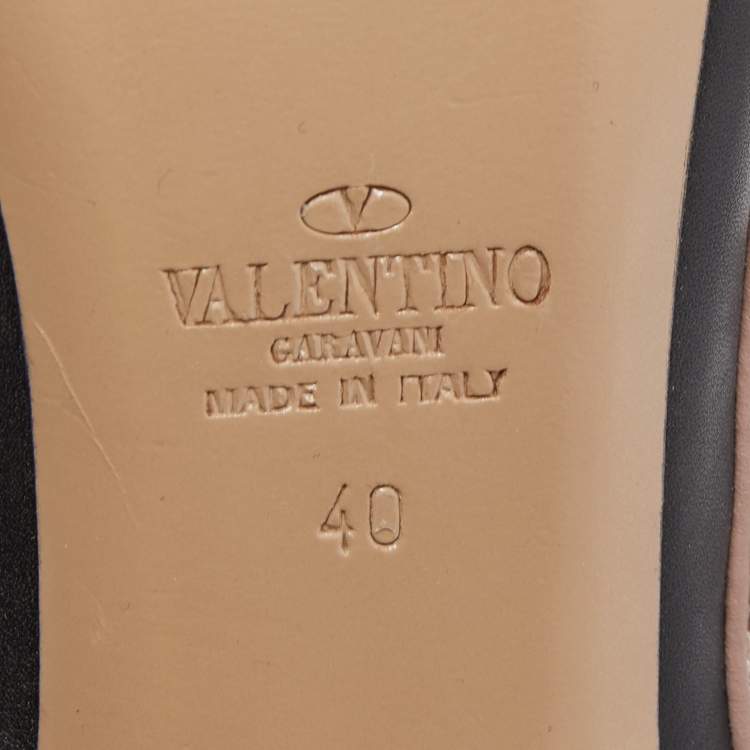 Pre Owned Valentino Black Leather Rockstud Ankle Strap Pumps Size 40