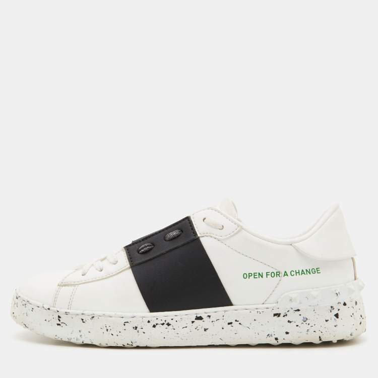 مملوكة مسبقًا Valentino White/Black Leather Open For A Change Rockstud Sneakers Size 38.5