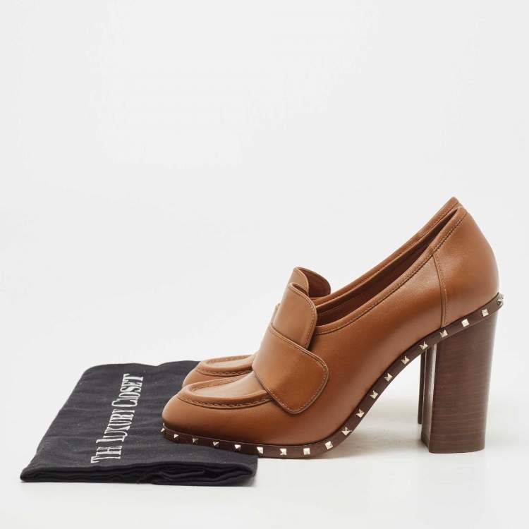 Pre Owned Valentino Tan Leather Rockstud Loafer Pumps Size 38