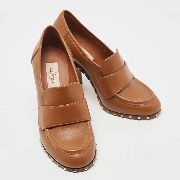Pre Owned Valentino Tan Leather Rockstud Loafer Pumps Size 38
