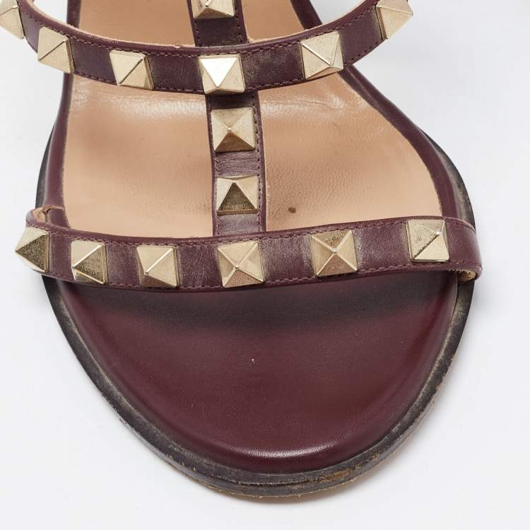 Pre Owned Valentino Burgundy Leather Rockstud Slide Sandals Size 37.5