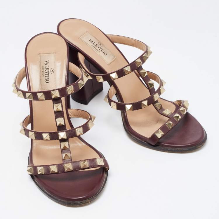Pre Owned Valentino Burgundy Leather Rockstud Slide Sandals Size 37.5