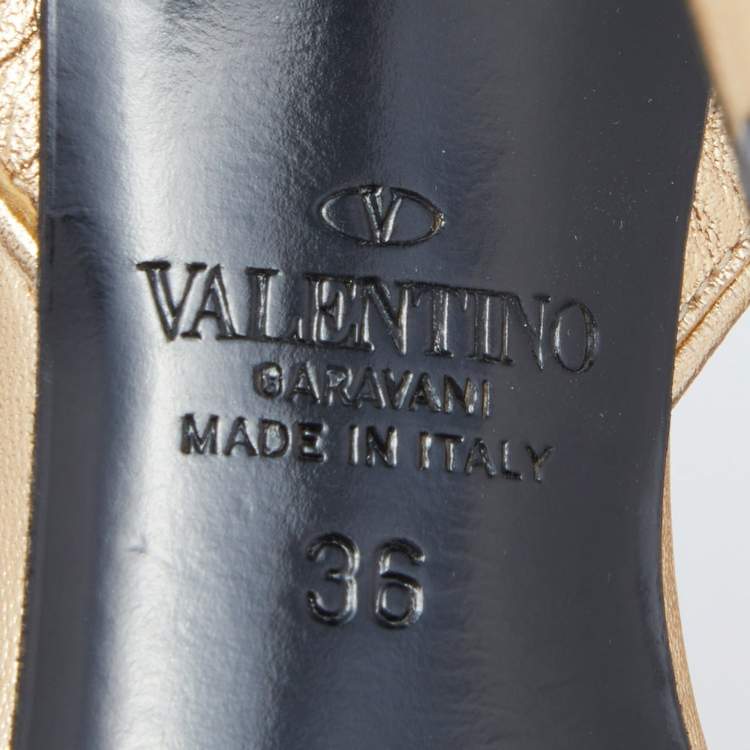Pre Owned Valentino Gold Leather Rockstud Ankle Strap Sandals Size 36