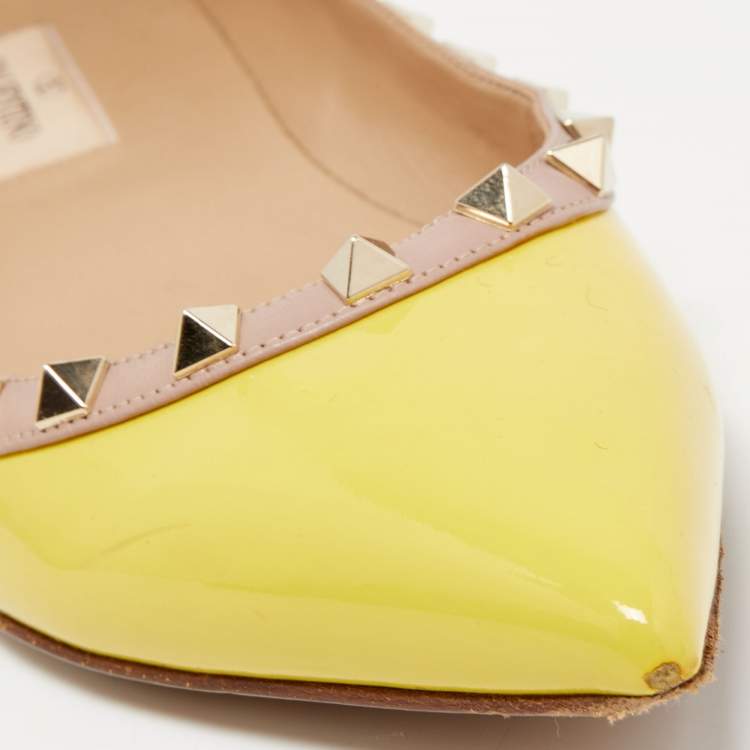 Pre Owned Valentino Yellow Patent Leather Rockstud Ballet Flats Size 38