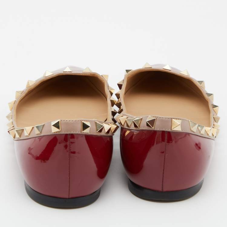 Pre Owned Valentino Red/Pink Patent Leather Rockstud Pointed Toe Ballet Flats Size 39.5