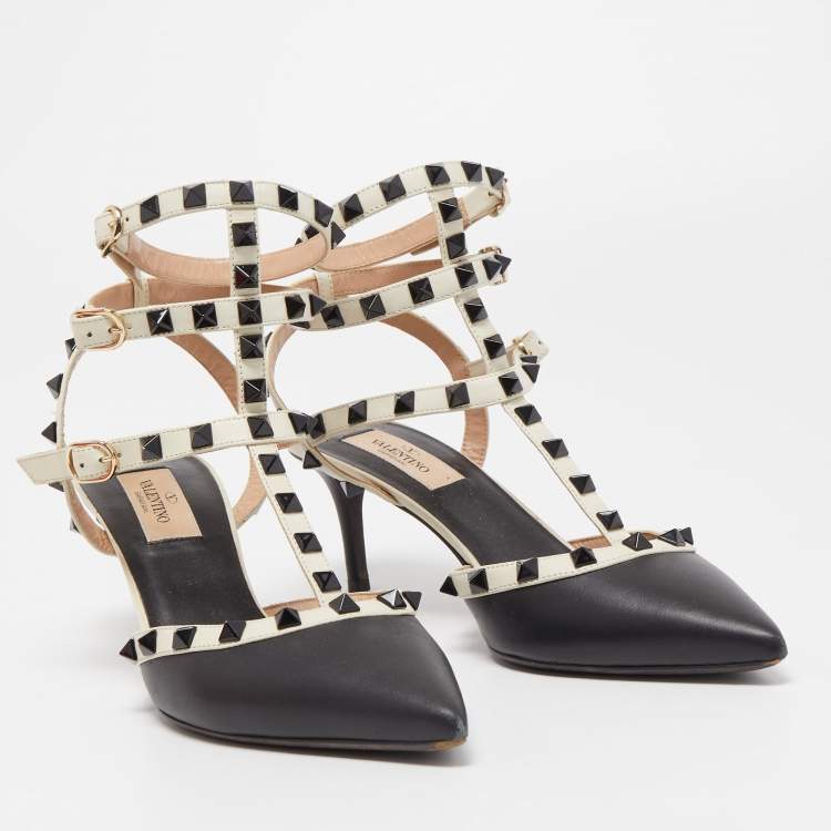مملوكة مسبقًا Valentino Black/White Leather Rockstud Pumps Size 38.5