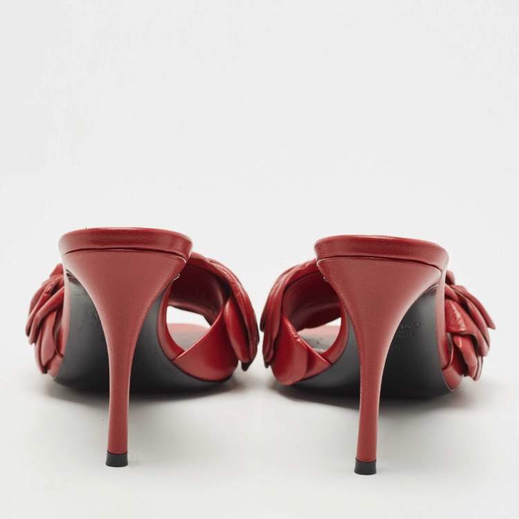 Pre Owned Valentino Red Leather Rose Atelier Slide Sandals Size 36.5