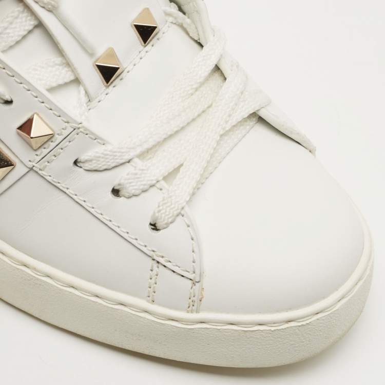 Pre Owned Valentino White Leather Rockstud Low Top Sneakers Size 36