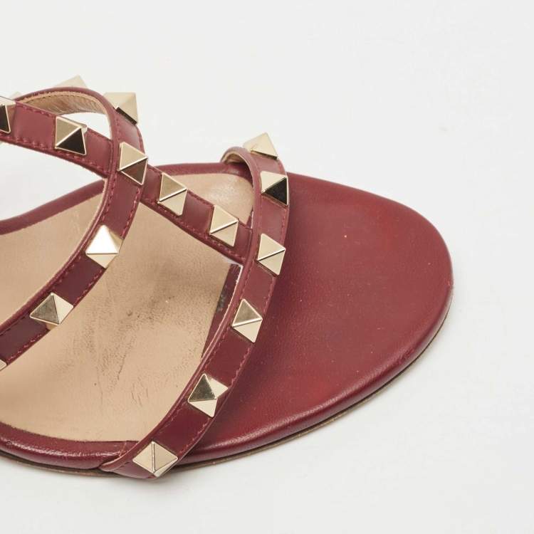 Pre Owned Valentino Burgundy Leather Rockstud Slide Sandals Size 39