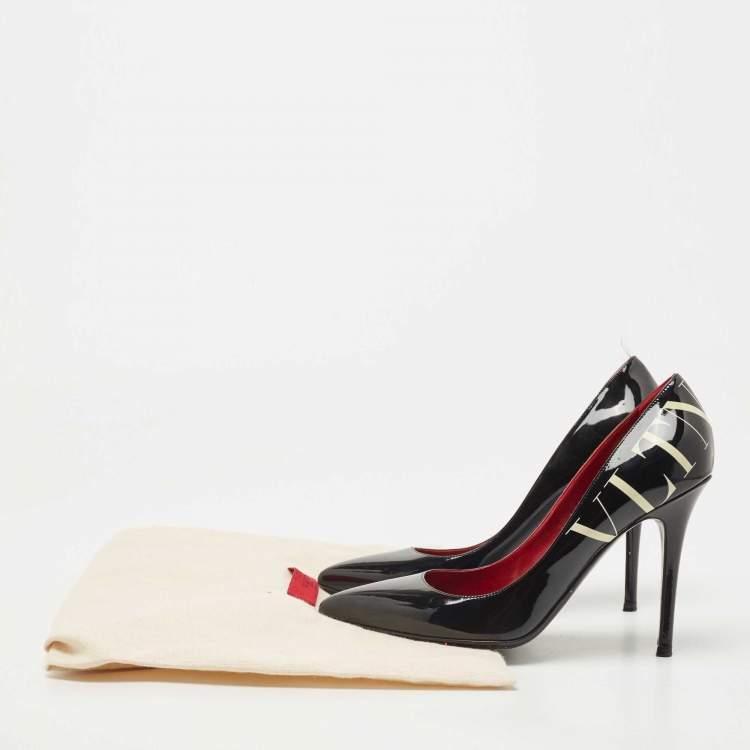 Pre Owned Valentino Black Patent Leather VLTN Pumps Size 38