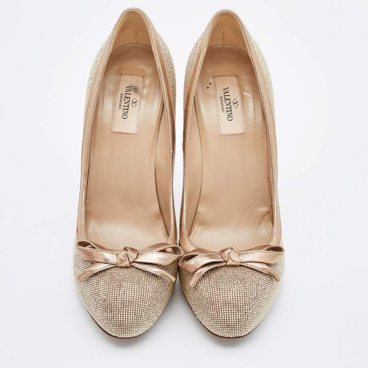 Pre Owned Valentino Pink Leather Crystal Embellished Pumps Size 39