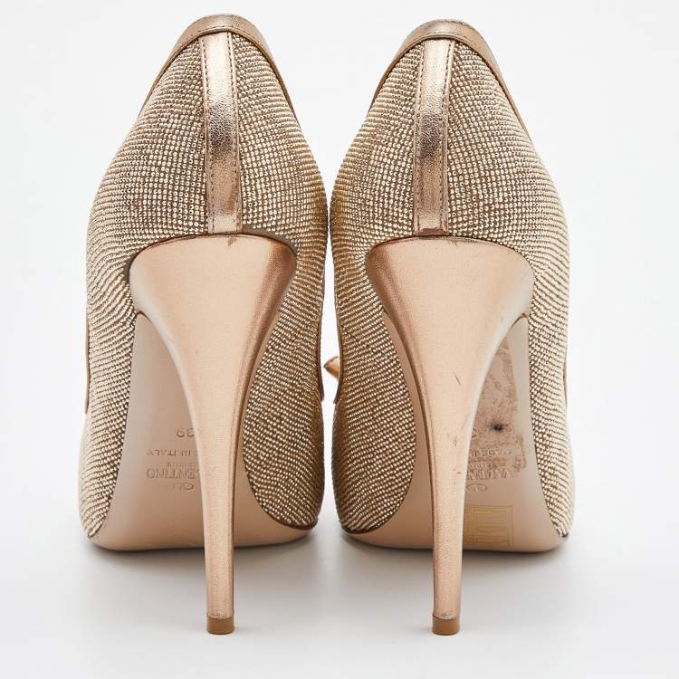 Pre Owned Valentino Pink Leather Crystal Embellished Pumps Size 39