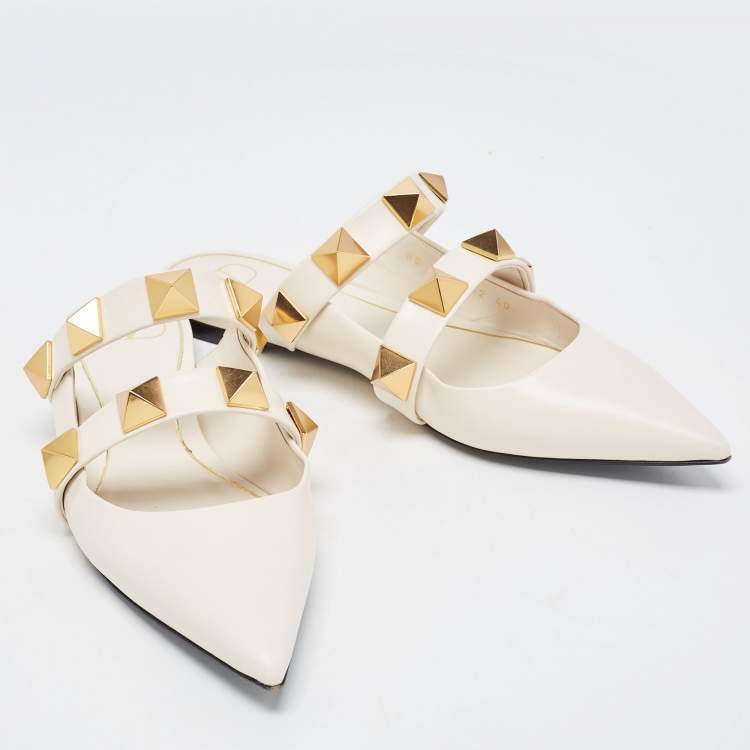 Pre Owned Valentino Cream Leather Roman Stud  Mules  Size 40