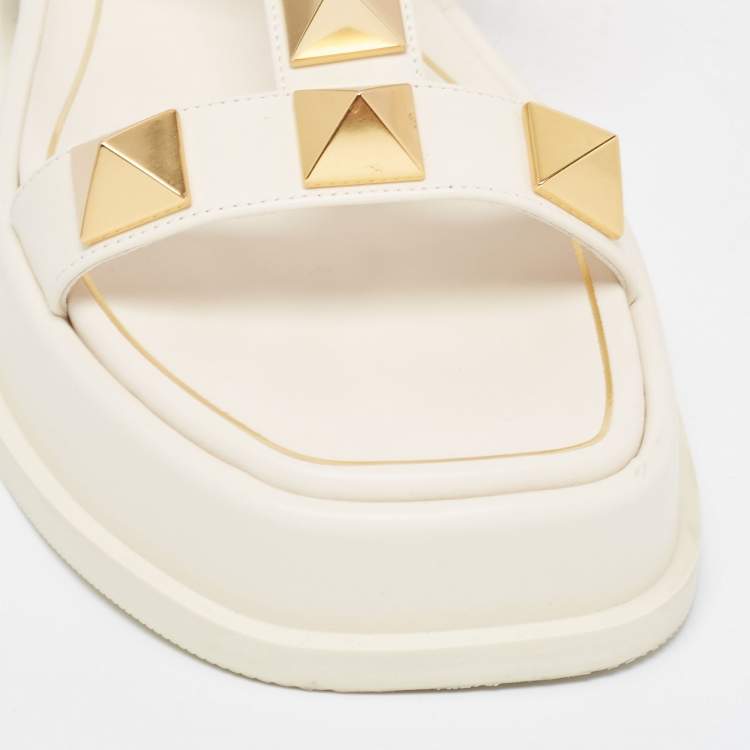 Pre Owned Valentino Cream Leather Roman Stud Flat Slides Size 36