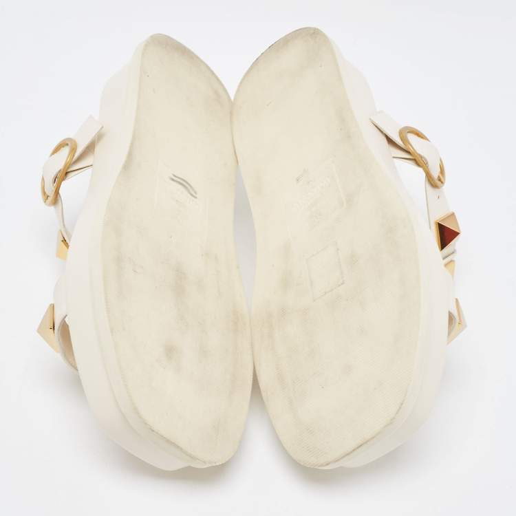 Pre Owned Valentino Cream Leather Roman Stud Flat Slides Size 36