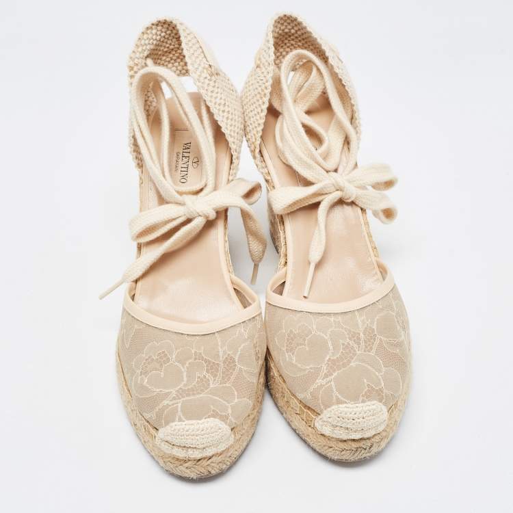 Pre Owned Valentino Beige Lace and Knit Fabric Espadrille Wedge Ankle Tie Pumps Size 39