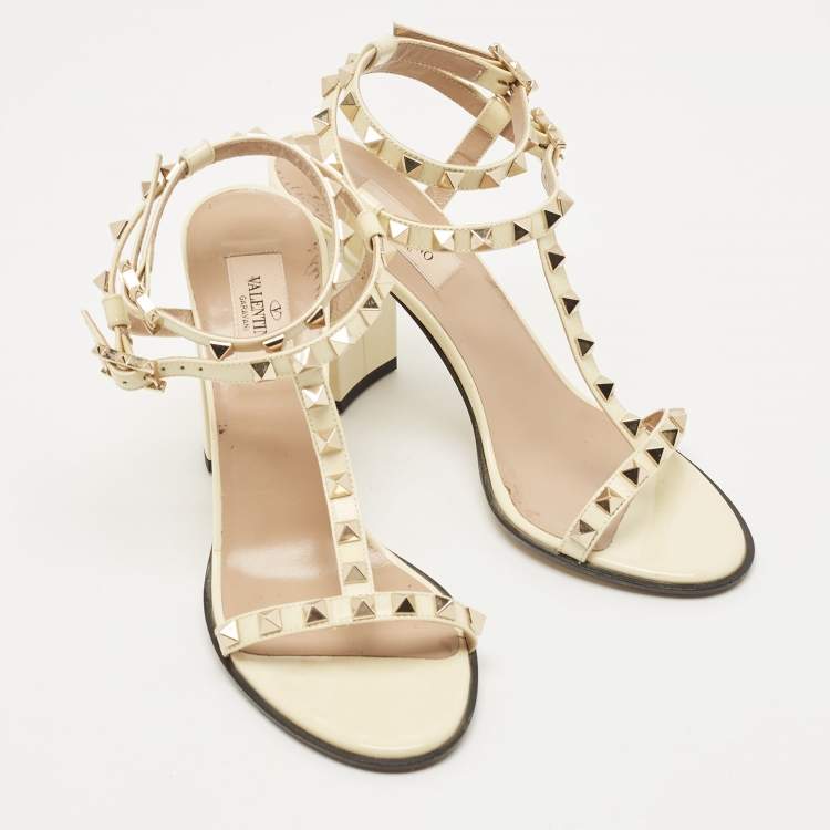 Pre Owned Valentino Cream Patent Leather Rockstud Ankle Strap Sandals Size 37.5