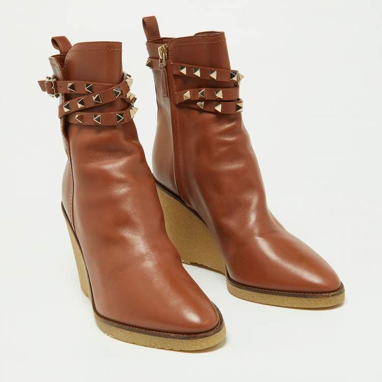 Pre Owned Valentino Brown Leather Rockstud Wedge Ankle Boots Size 41