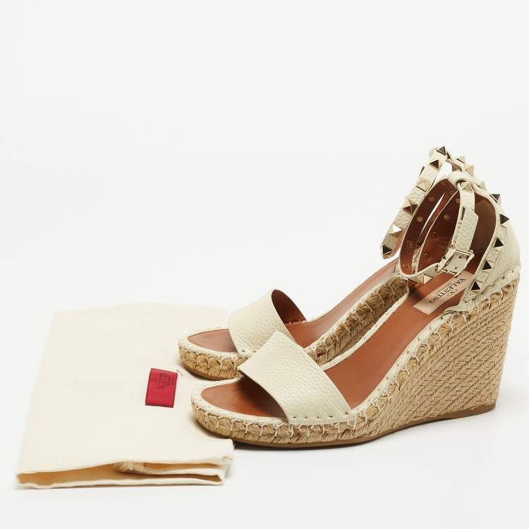 Pre Owned Valentino Off-White Leather Rockstud Espadrille Wedge Sandals Size 38