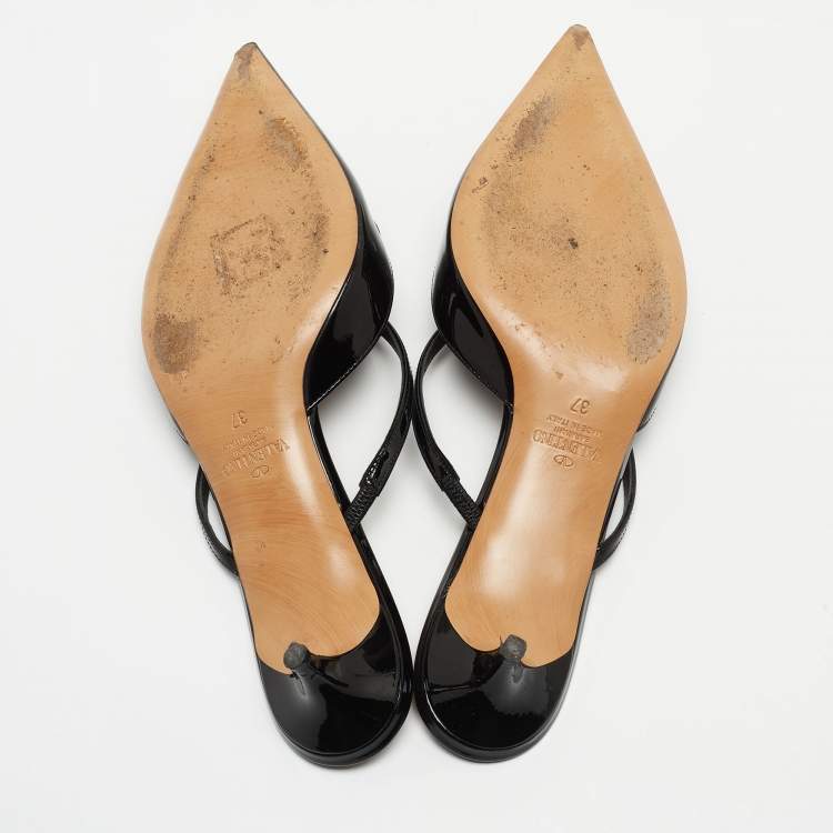 Pre Owned Valentino Black Patent Vlogo Mules Size 37