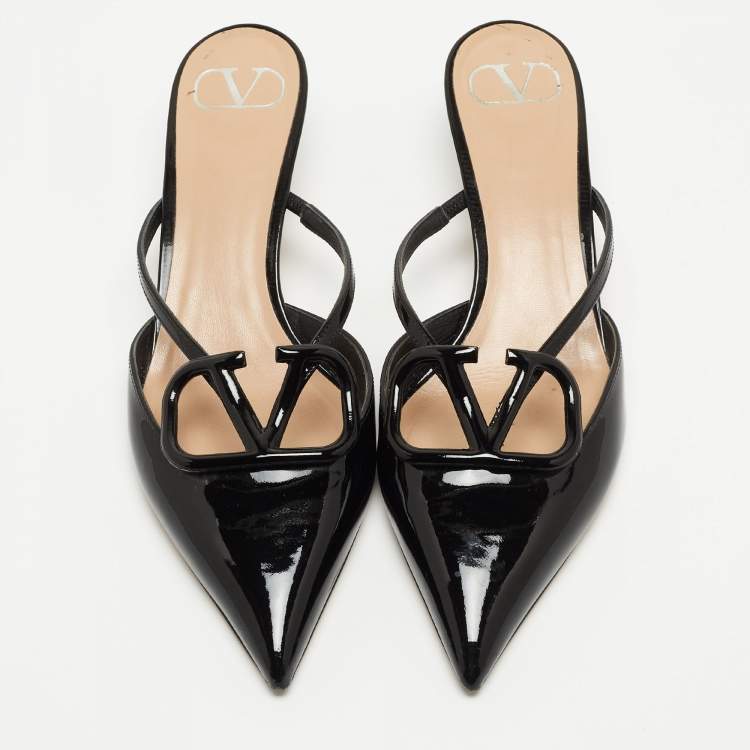 Pre Owned Valentino Black Patent Vlogo Mules Size 37