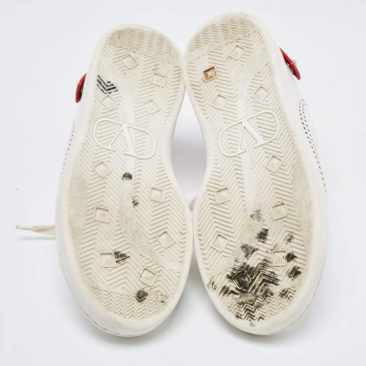 Pre Owned Valentino White Leather Escape V logo Sneakers Size 36