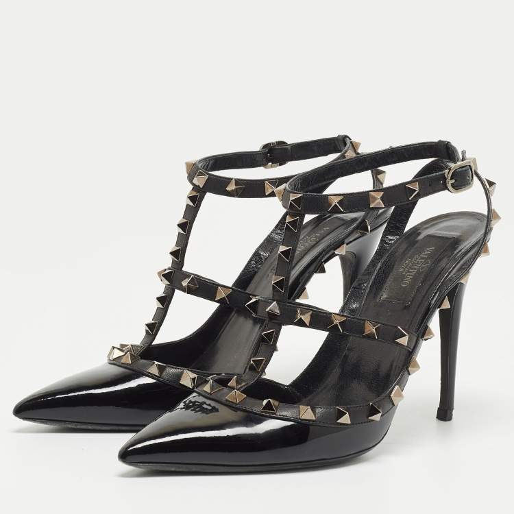 Pre Owned Valentino Black Patent and Leather Rockstud Pumps Size 39