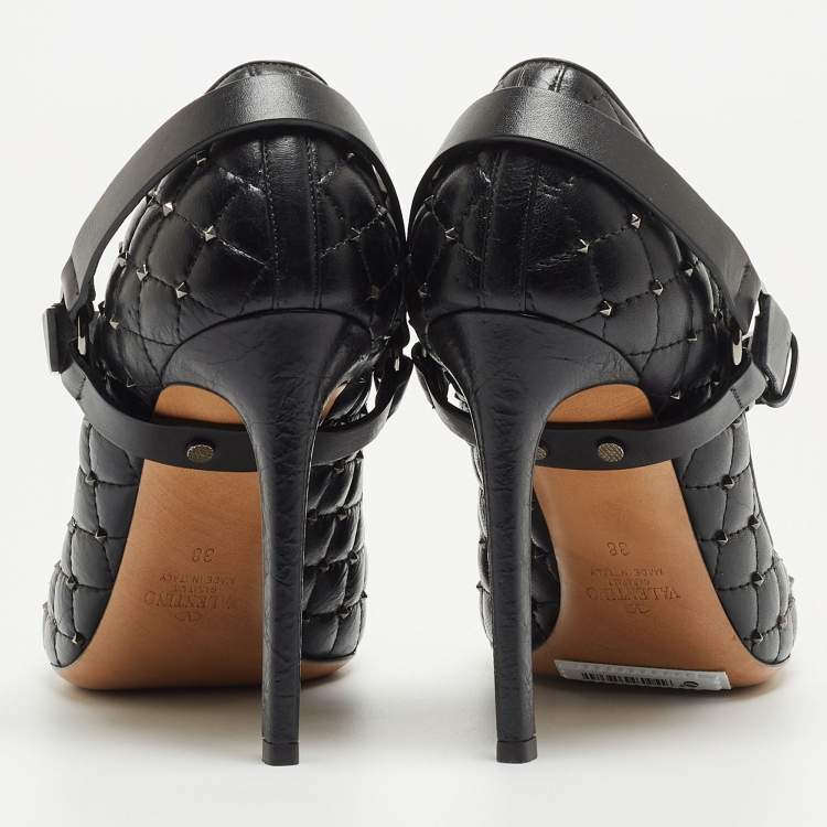 Pre Owned Valentino Black  Quitted Leather Pointed Toe Rockstud Pumps Size 38