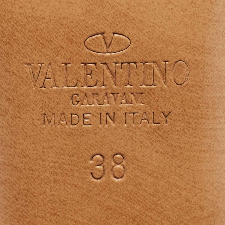 Pre Owned Valentino Black  Quitted Leather Pointed Toe Rockstud Pumps Size 38