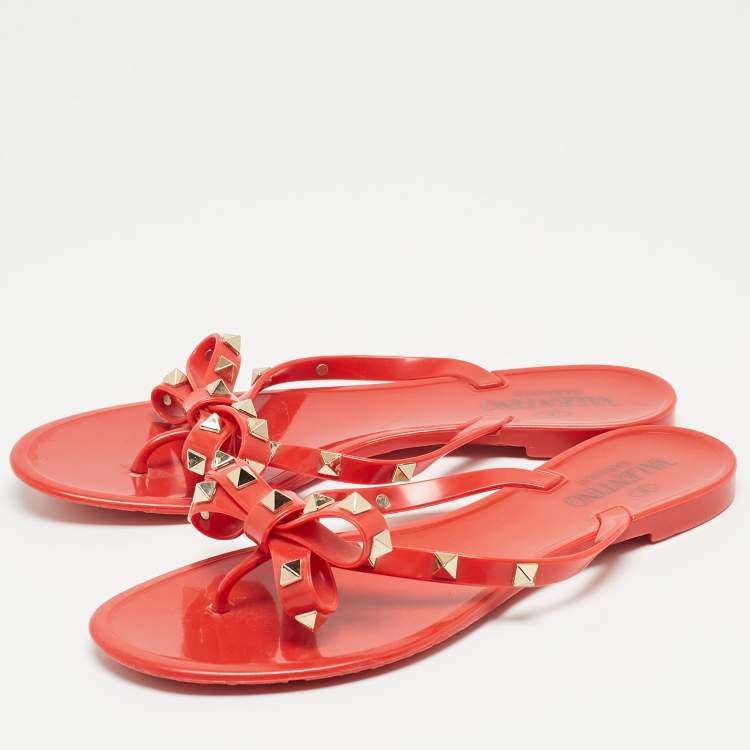 Pre Owned Valentino Red Rubber Bow Rockstud Thong Flat Slides Size 38
