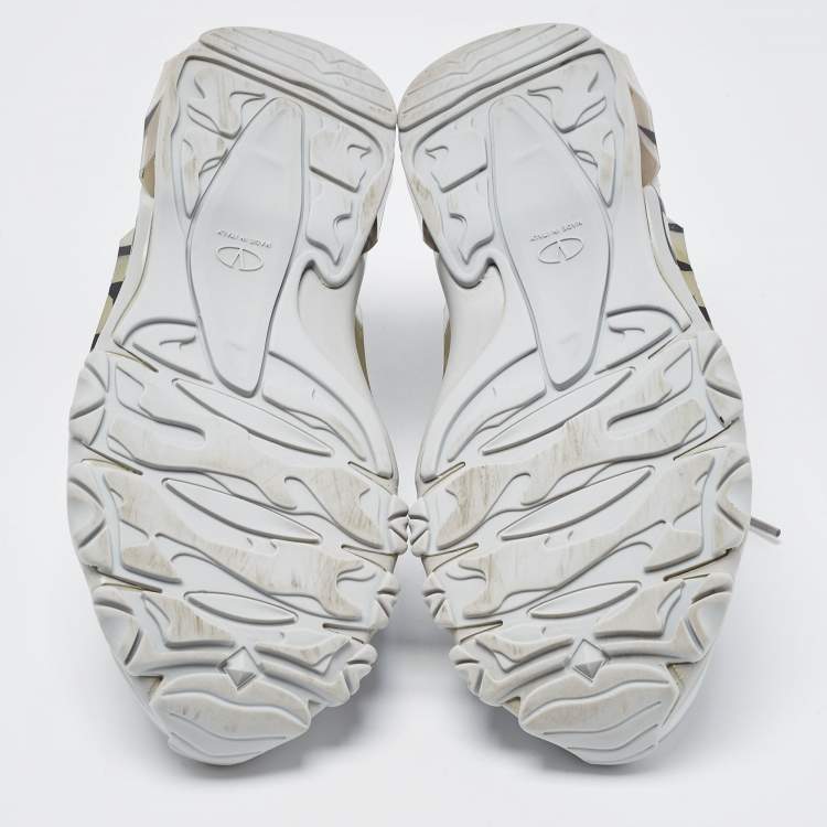 Pre Owned Valentino Silver Leather VLTN Bounce Sneakers Size 37.5