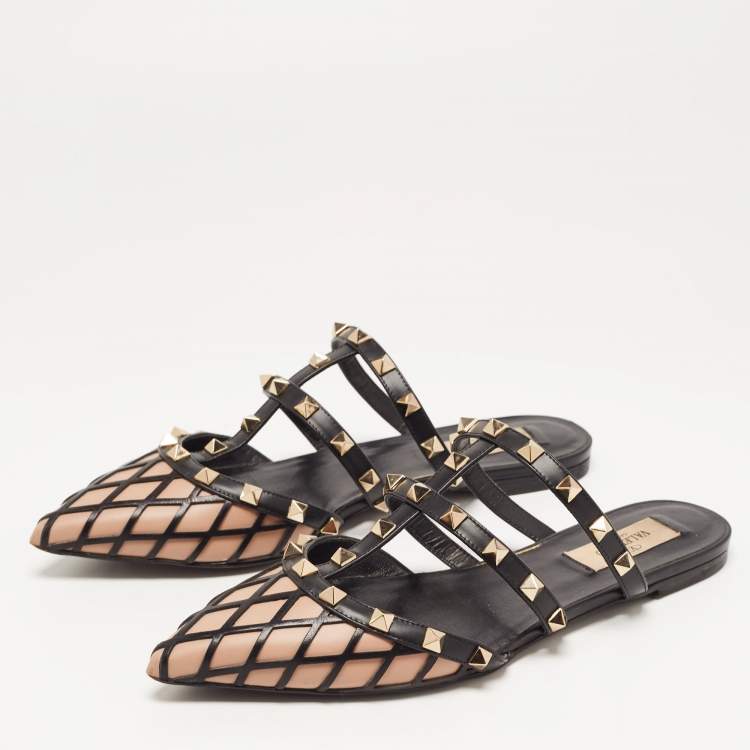 Pre Owned Valentino Brown/Black Leather Rockstud Strappy Flat Mules Size 38