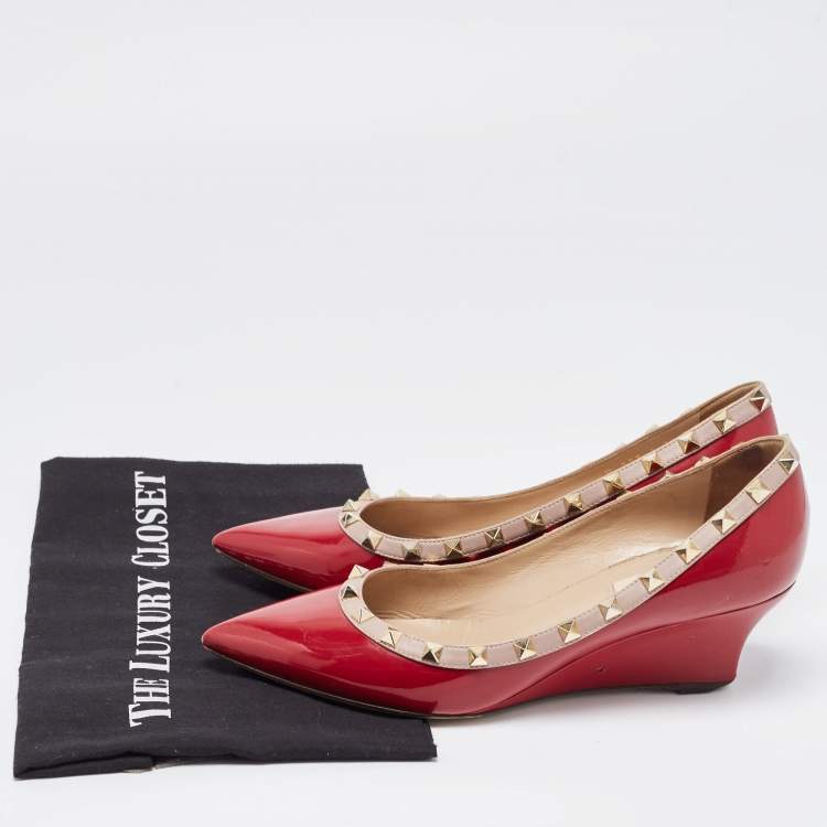 Pre Owned Valentino Red/Beige Patent and Leather Wedge Rockstud Pumps Size 39