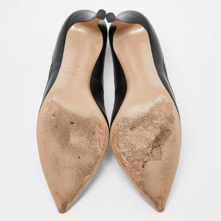 Pre Owned Valentino Black Leather Studded Pointed Toe Pumps Size 39