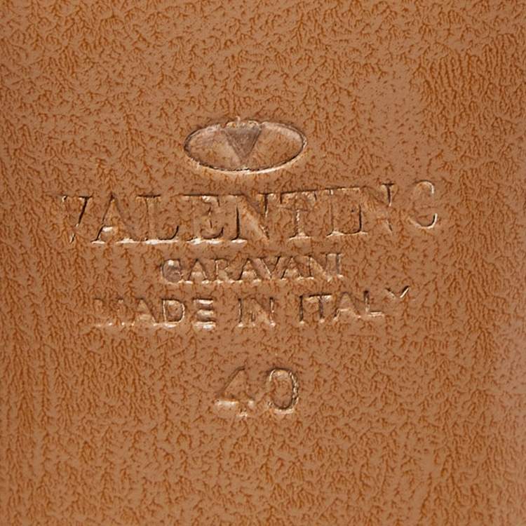 Pre Owned Valentino Gold Leather Escape V logo Pointed Toe Mules Size 40