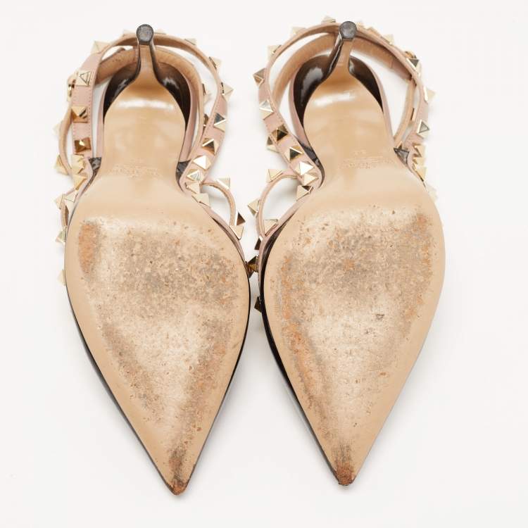 Pre Owned Valentino Black/Beige Patent Leather Rockstud Pumps Size 36