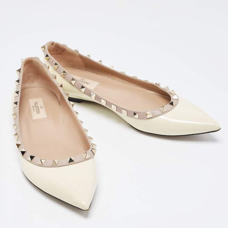 Pre Owned Valentino Cream Patent Leather Rockstud Ballet Flats Size 39.5