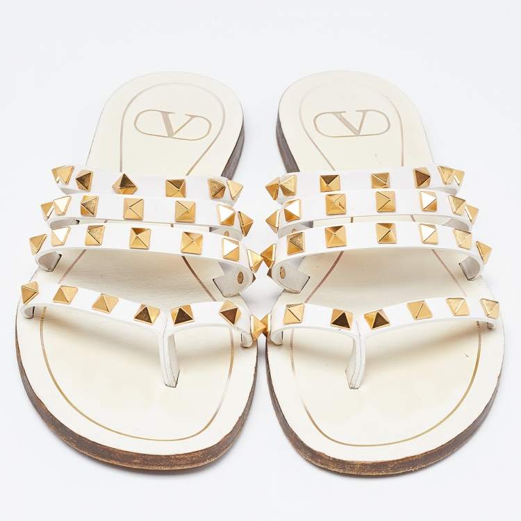 Pre Owned Valentino White Patent Leather Rockstud Flat Slides Size 36.5