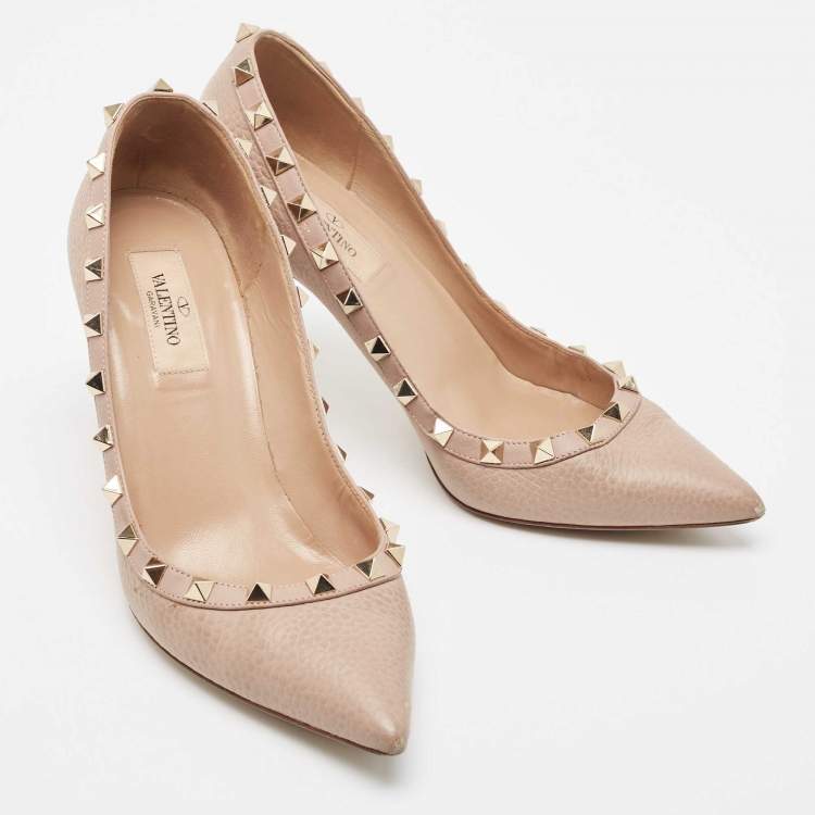 Pre Owned Valentino Beige Leather Rockstud Pumps Size 37.5
