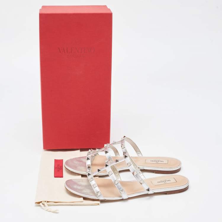 Pre Owned Valentino Silver Leather Rockstud Slide Flats Size 39