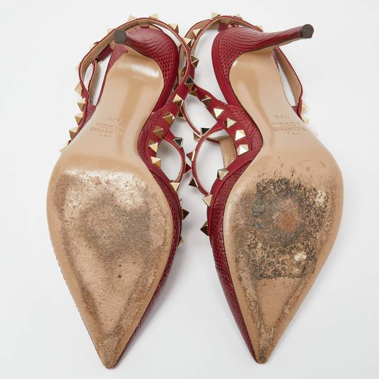 Pre Owned  Valentino Red Lizard and Leather Rockstud Pumps Size 37.5