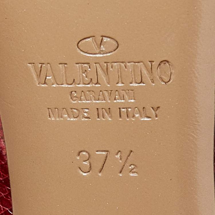 Pre Owned  Valentino Red Lizard and Leather Rockstud Pumps Size 37.5