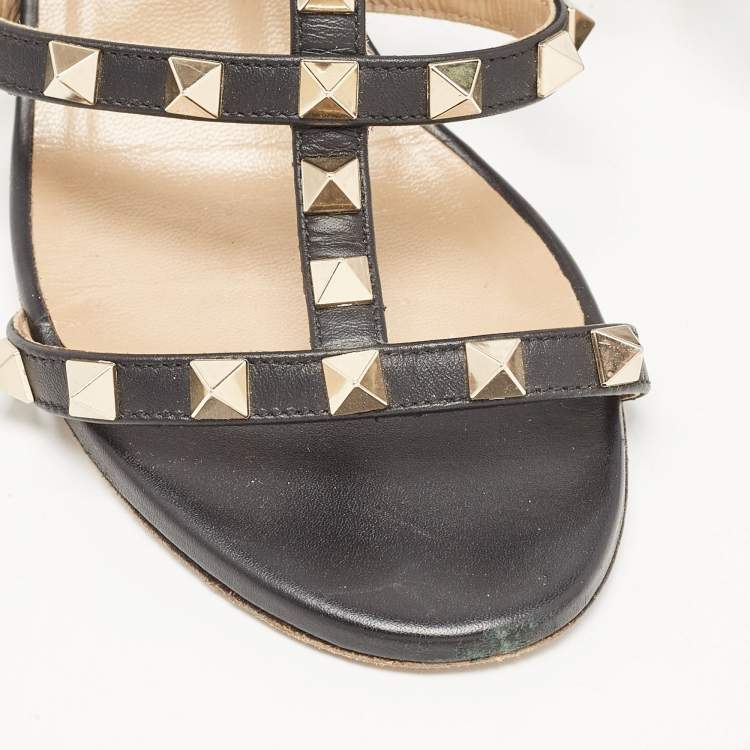 Pre Owned Valentino Black Leather Rockstud Slides Size 35 