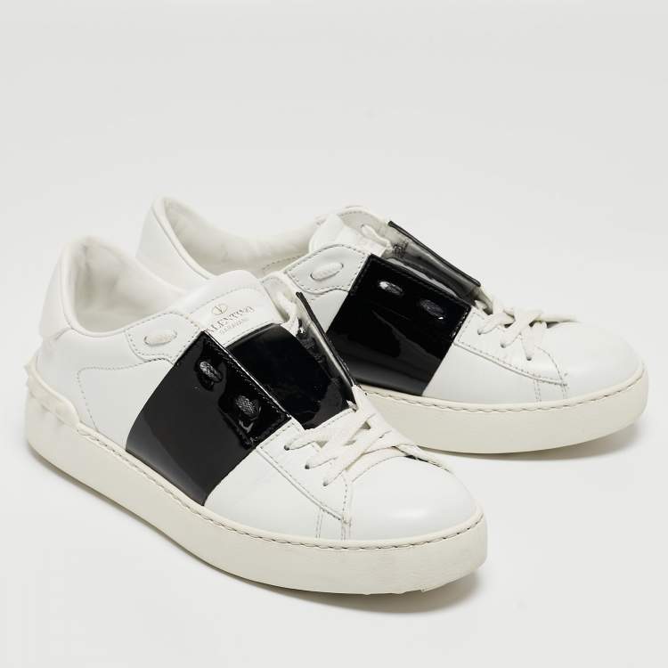 Pre Owned Valentino White/Black Leather Rockstud Low Top Sneakers Size 38