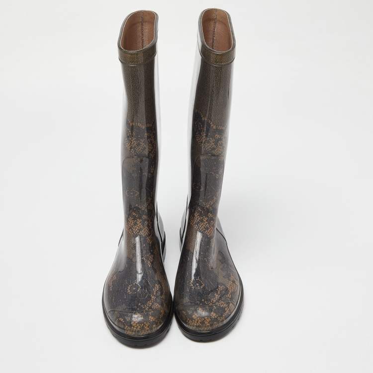 Pre Owned Valentino Black/Beige Lace Print Rubber Rain Boots Size 40